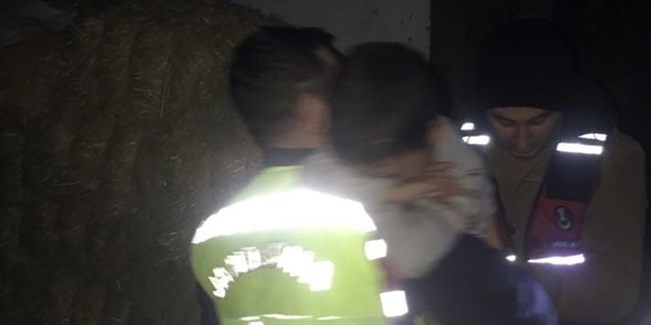 Kayıp ihbarı verilen 7 yaşındaki çocuk 4 saat sonra samanlıkta bulundu