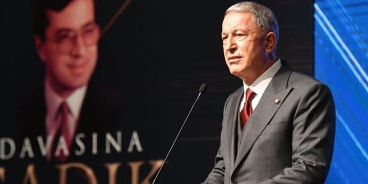 Bakan Akar: Yunanistan, kuzu postuna bürünüyor