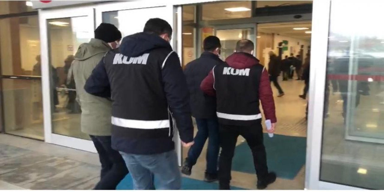 FETÖ'den hapis cezasıyla aranan 2 zanlı yakalandı