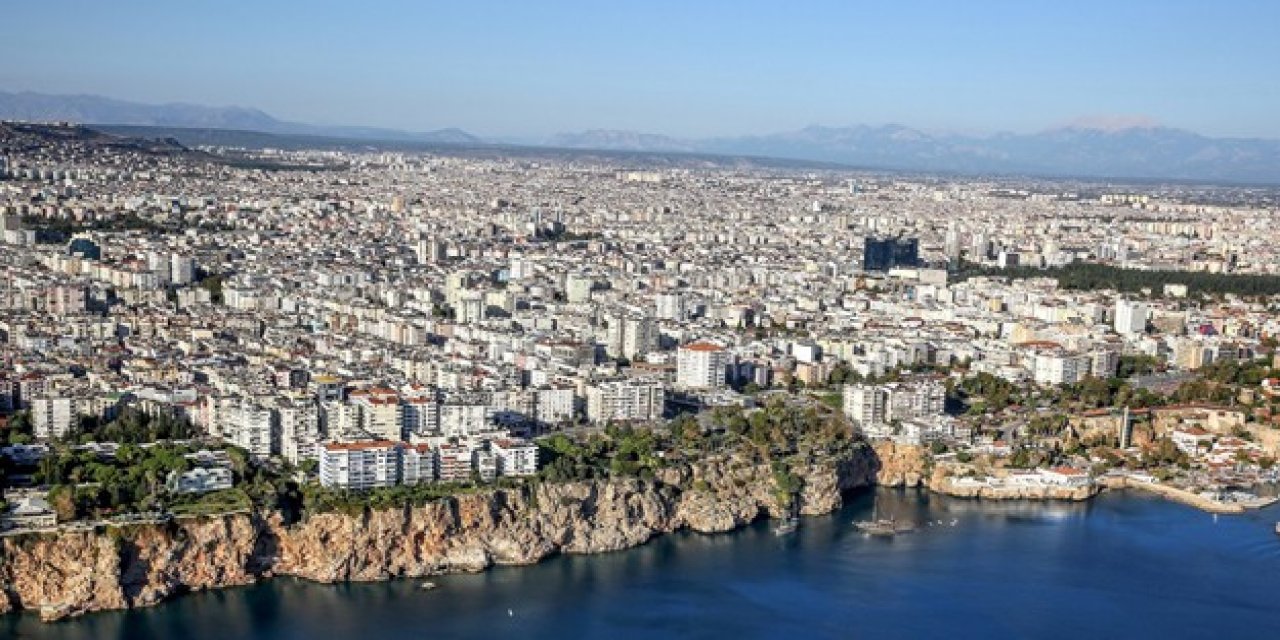 Antalya'ya yabancı ilgisi sürüyor! Paralı yabancılar konut alımını sürdürdü