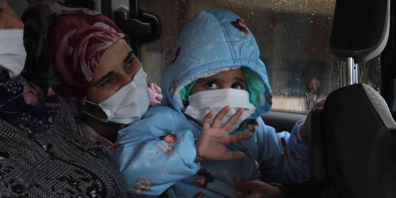 Gaziantep'te pitbullun saldırısında ağır yaralanan minik Asiye 37 gün sonra taburcu oldu