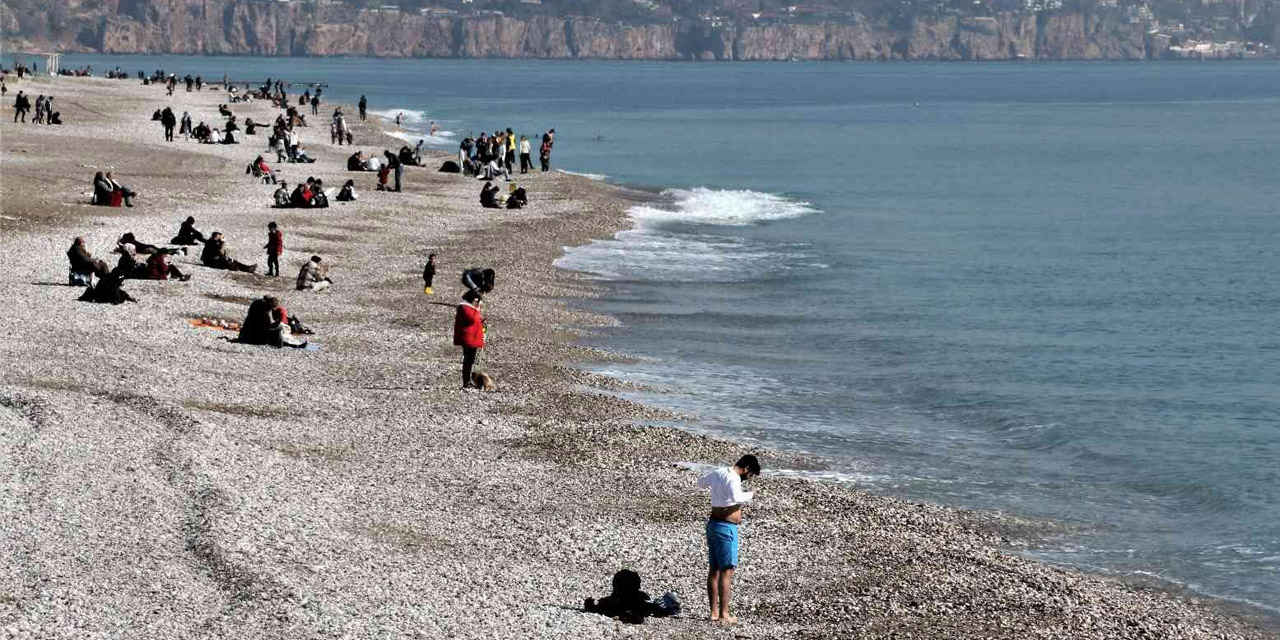 Ülke dona dursun! Konyaaltı'nda durum böyle