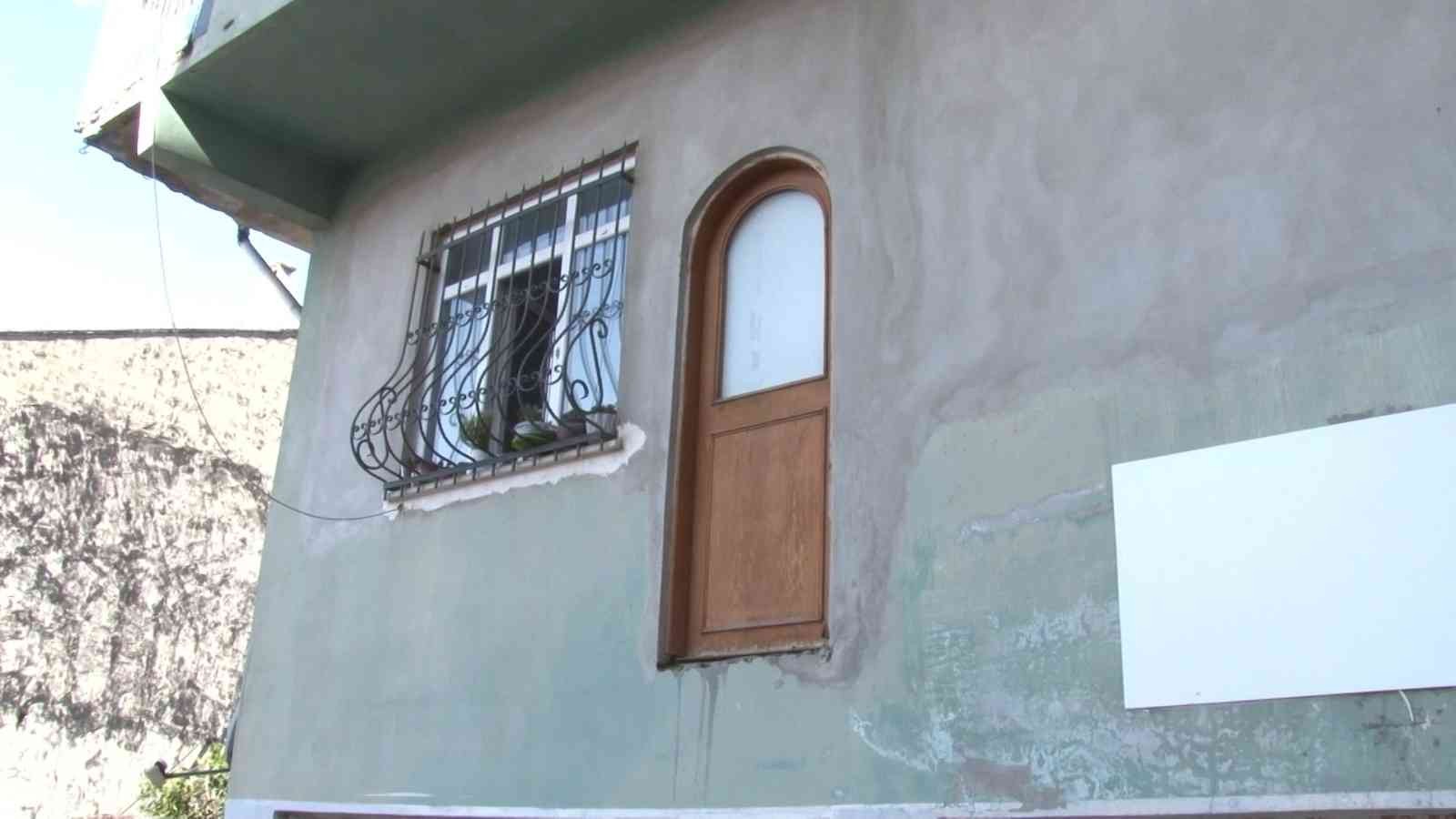 Fıkra gibi bina: Kapısı var, çıkışı yok