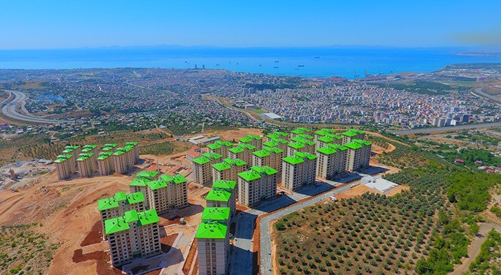 Hatay İskenderun'da su sorunu! Müteahhitle HATSU arasındaki sorunun cezasını vatandaş çekti