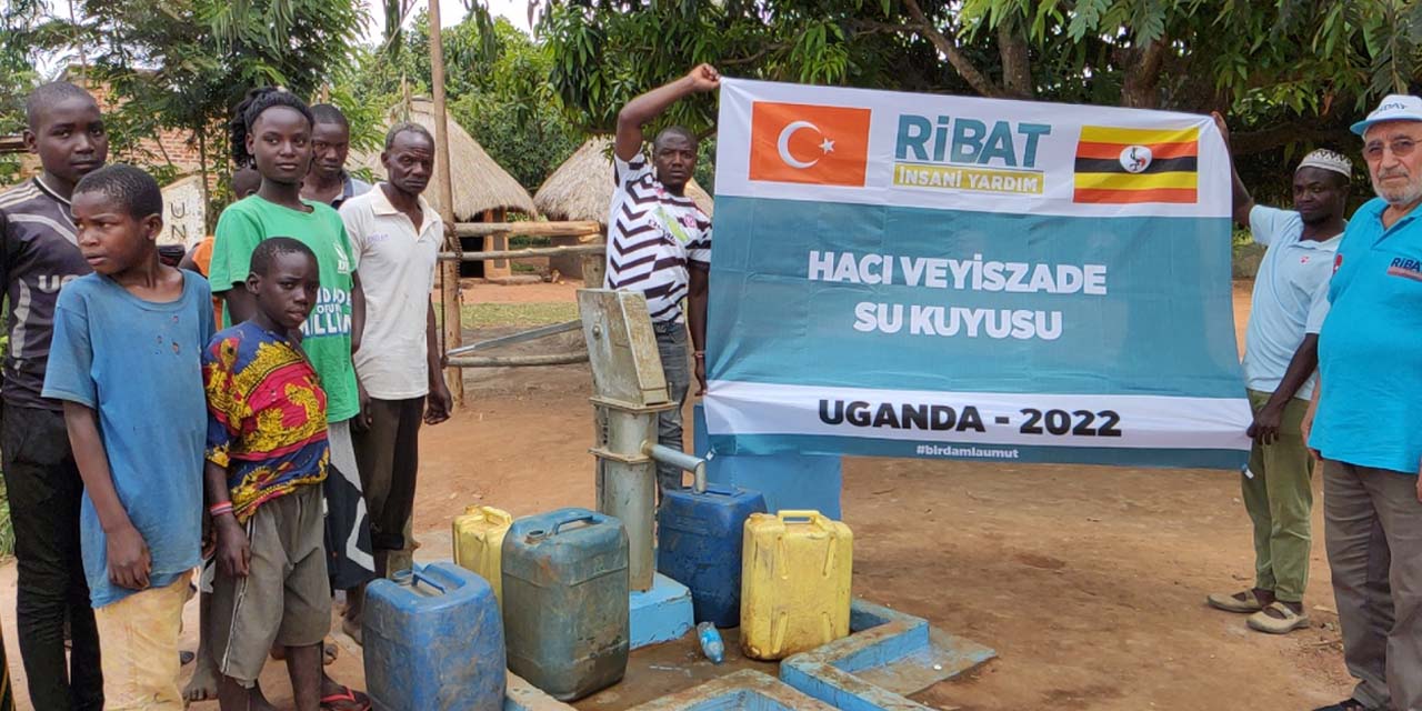 Ribat Uganda'da Hacı Veyis Zade Mustafa Efendi hayrına su kuyusu açtı