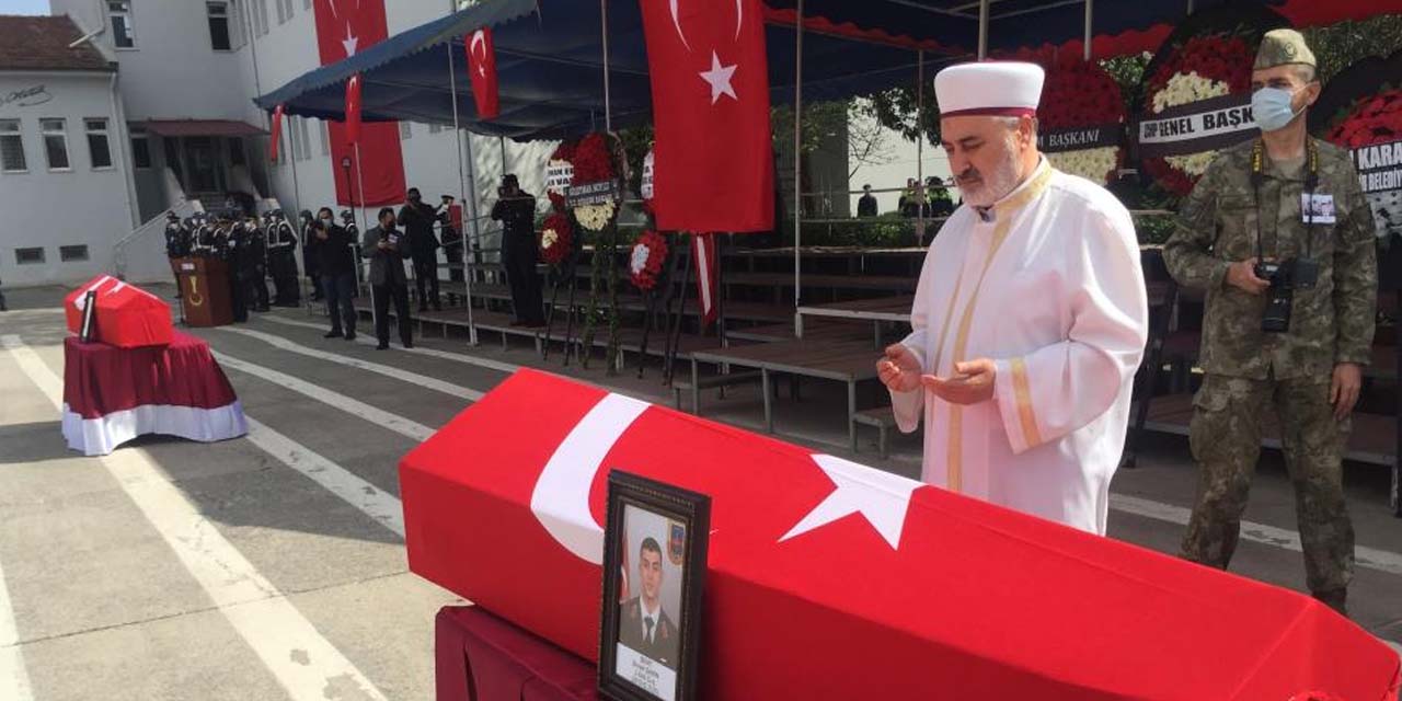 Adana’da kaza şehitleri Burak Şahin ve Yusuf Avan'a son görev