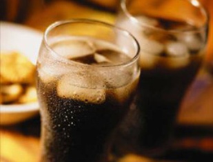 1 bardak kola neler yapıyor neler!