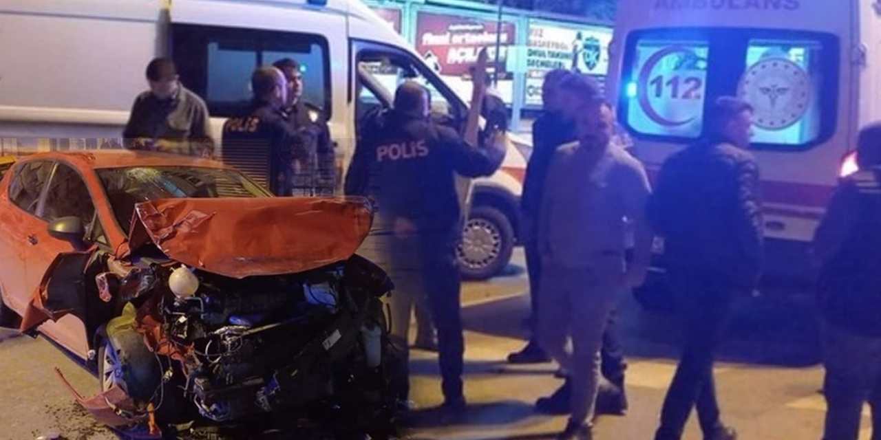 Askeri ambulans otomobille çarpıştı! 3 yaralı