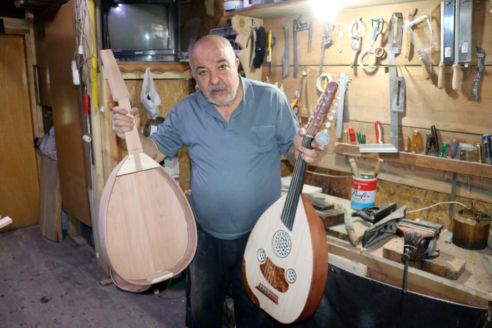 46 yıldır yaptığı mesleği çırak bulamadığı için sona ermek üzere... Ut yapımcısı Mustafa ustanın isyanı