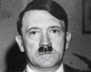 Hitler Yahudiymiş!