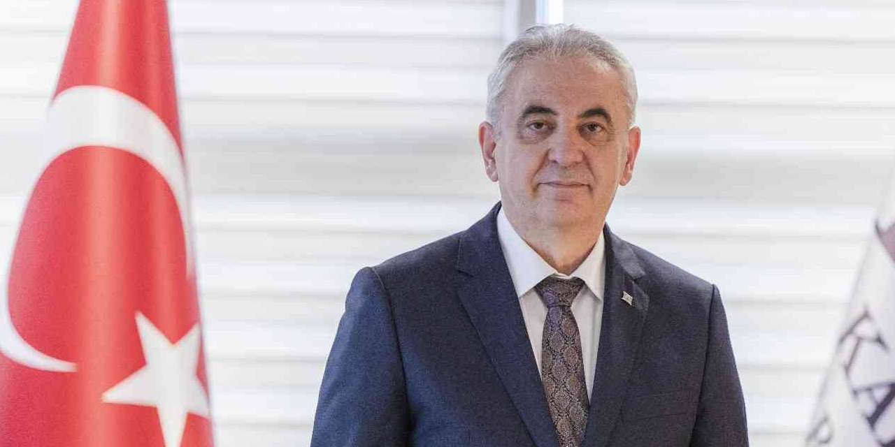 KTO Karatay Rektörü Ortaç: Milli değerlerine bağlı Türk gençliği umuttur