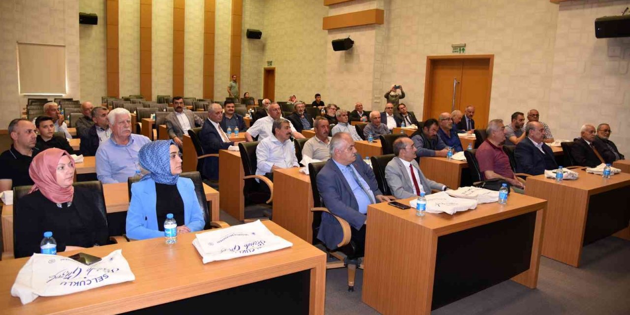 Konya Selçuklu’da muhtarlara sıfır atık eğitimi