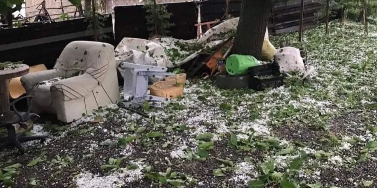 Ankara’da dolu 4 ilçeyi beyaza bürüdü! Tarım arazileri zarar gördü