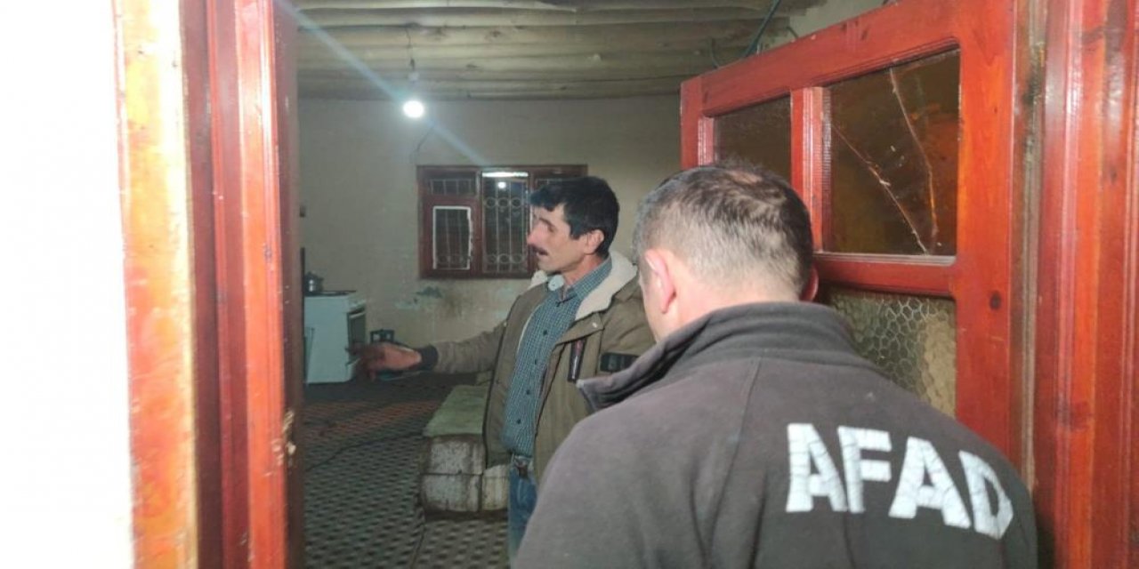 Van'da AFAD ve UMKE ekipleri depremin ardından hasar tespitine başladı
