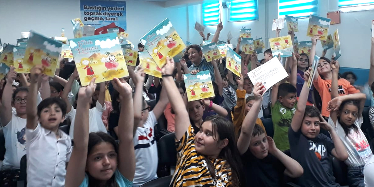 Şair Cahit Zarifoğlu Konya'da okullarda anıldı