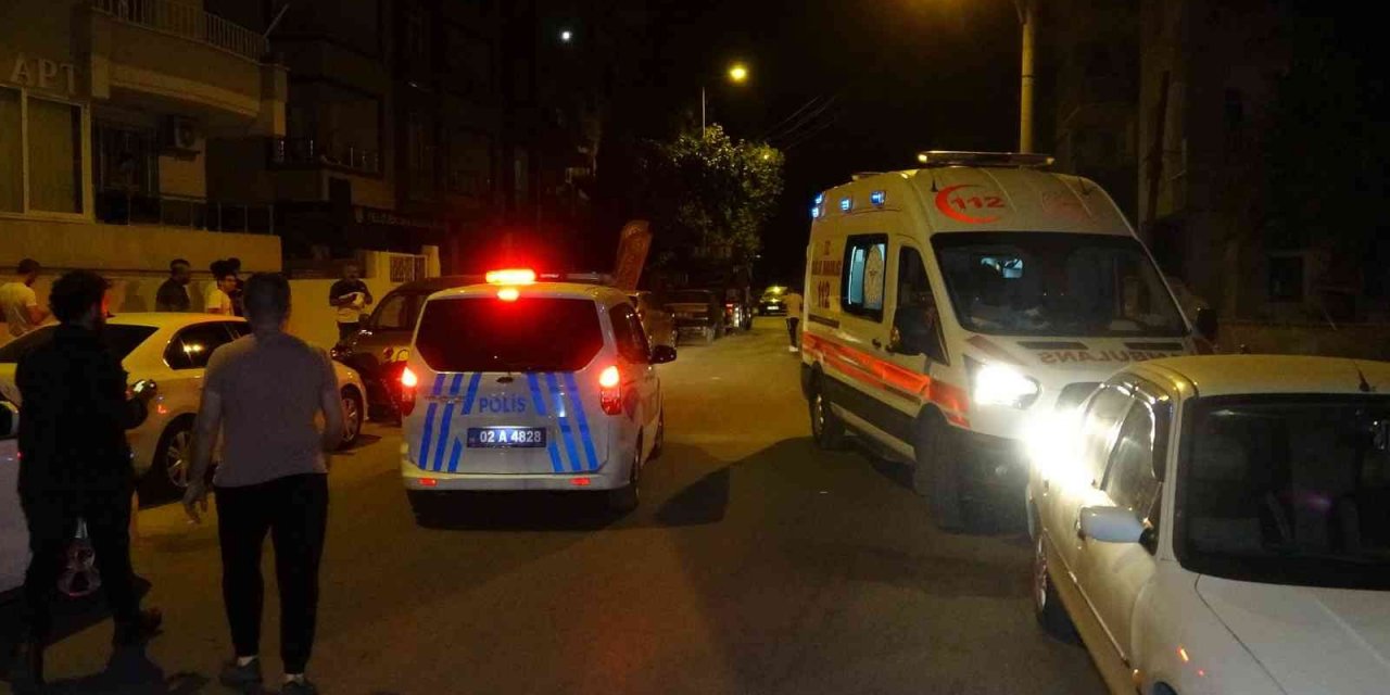 Misafirliğe gittiği yerde pusu kurdular! Balkona çıktı kurşun yağmuruna tutuldu