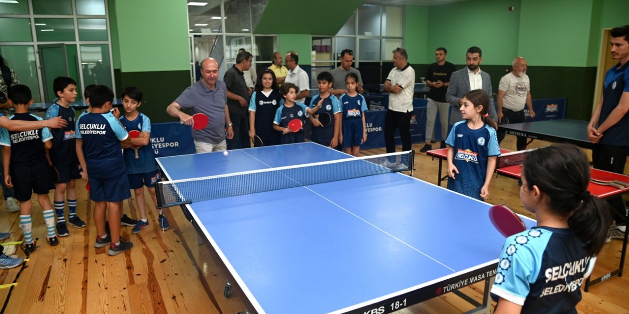 Selçuklu Belediye Başkanı Pekyatırmacı:  Sporcularımızın başarıları göğsümüzü kabartıyor