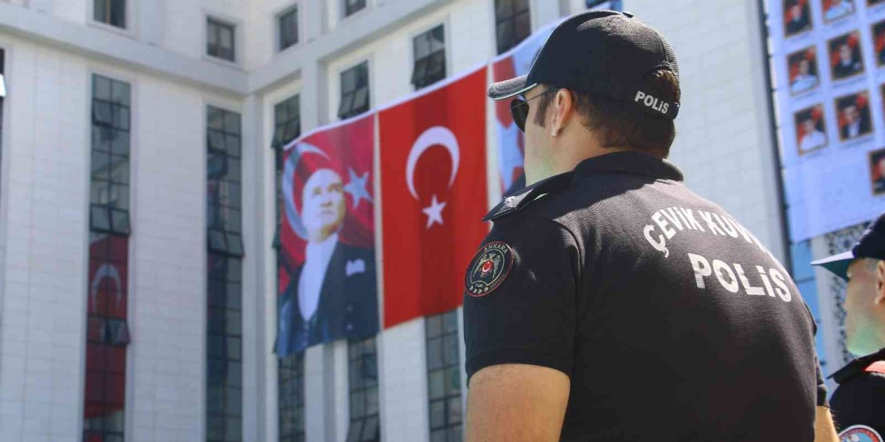 Ankara Emniyet Müdürlüğü’nde 15 Temmuz şehidi 7 polis ve 6 vatandaş anıldı