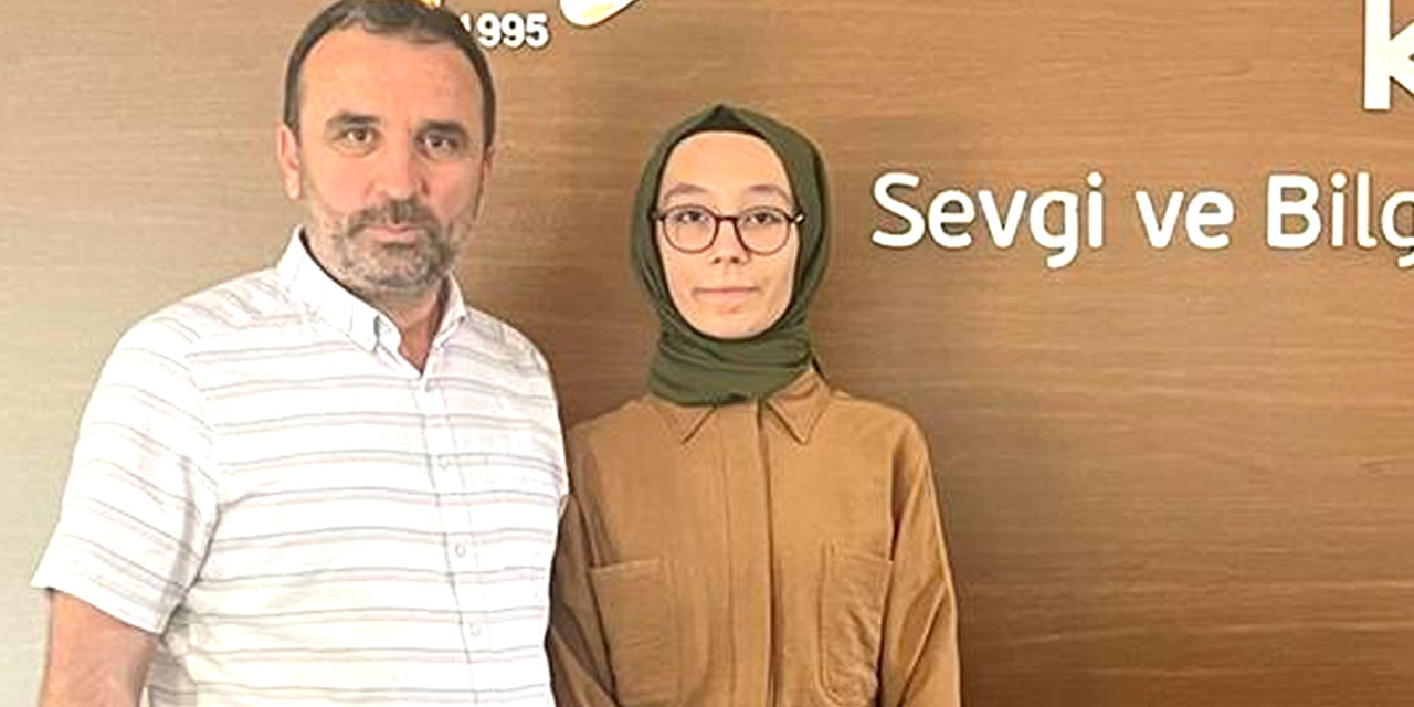 Türmak Koleji öğrencisi Azime Sena Yılmaz YKS 2022'de Türkiye 7'incisi oldu