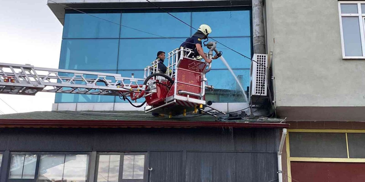 Konya'da kafede çıkan baca yangını büyümeden söndürüldü