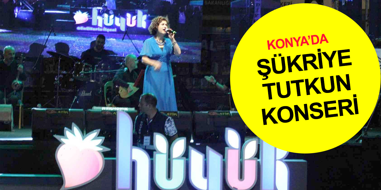 Konya Hüyük Kırmızı Altın Festivali'nde çilek yeme yarışması! Şükriye Tutkun konseri ilgi gördü