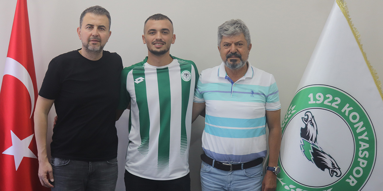 1922 Konyaspor Murat Karadeniz ile sözleşme imzaladı