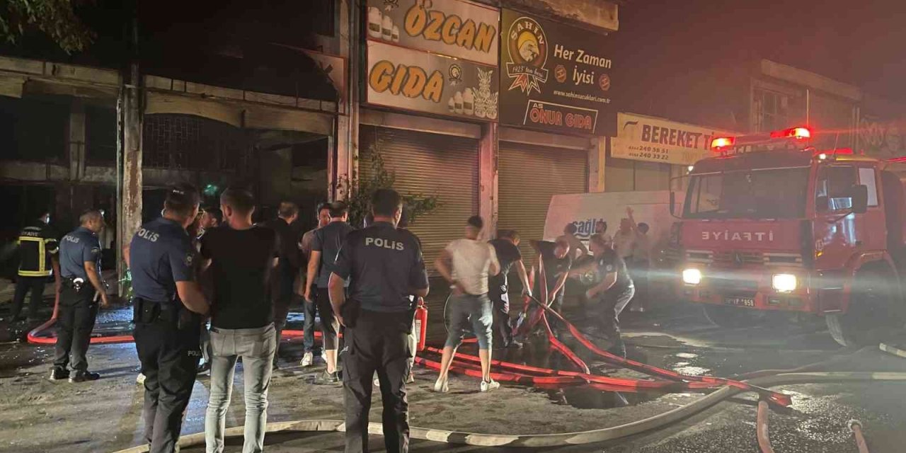 Ambalaj dükkanında yangın! İş yeri küle döndü