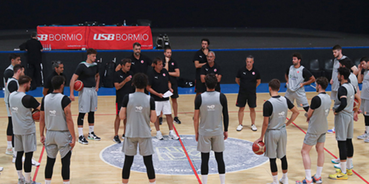 A Milli Basketbol Takımı, Ergin Ataman yönetiminde çalışmalara başladı
