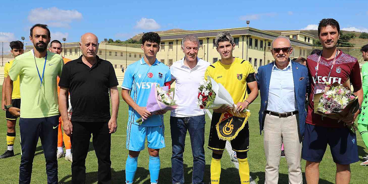Rezerv Lig'in ilk maçı : İstanbulspor: 3 - Trabzonspor: 2