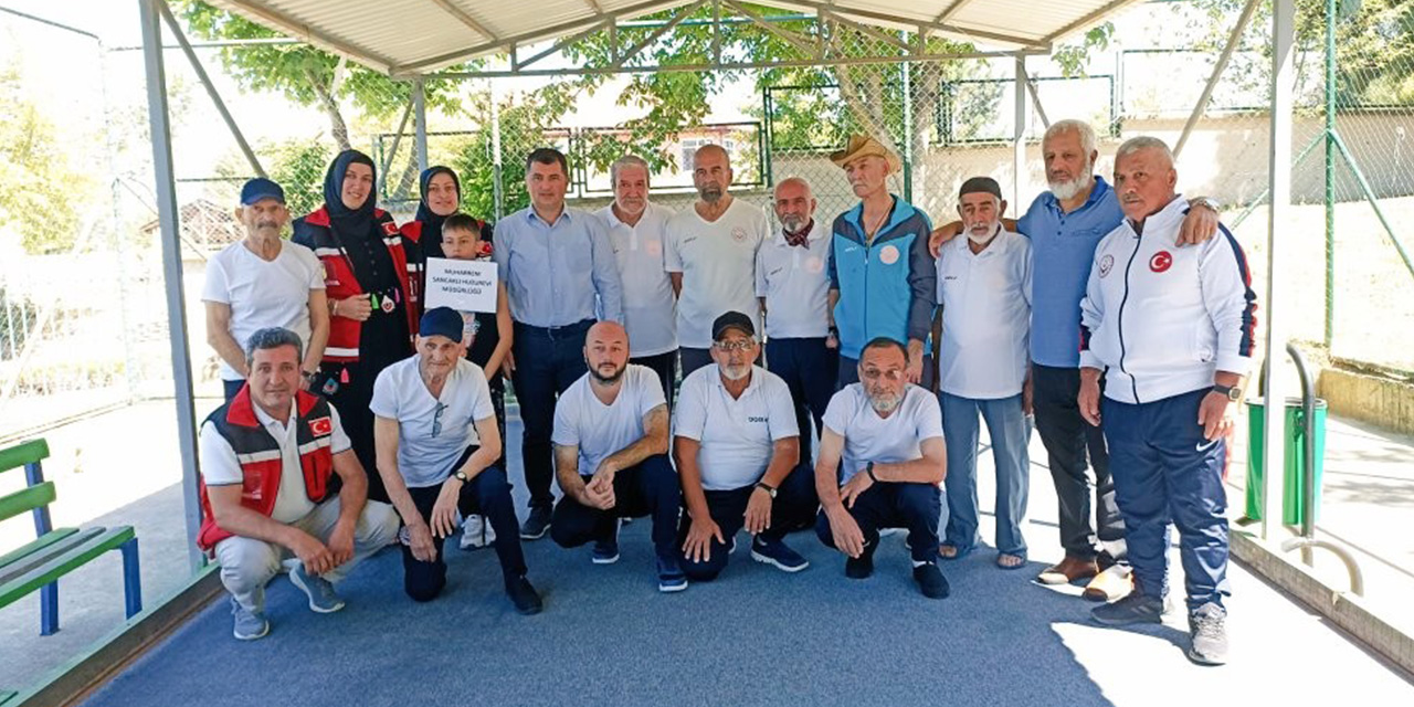 Huzurevleri arasında düzenlenen turnuva renkli anlara sahne oldu