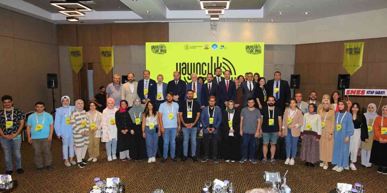 Konya'daki Yayıncılık Yaz Okulu'na 64 şehirden 400'ün üzerinde müracaat