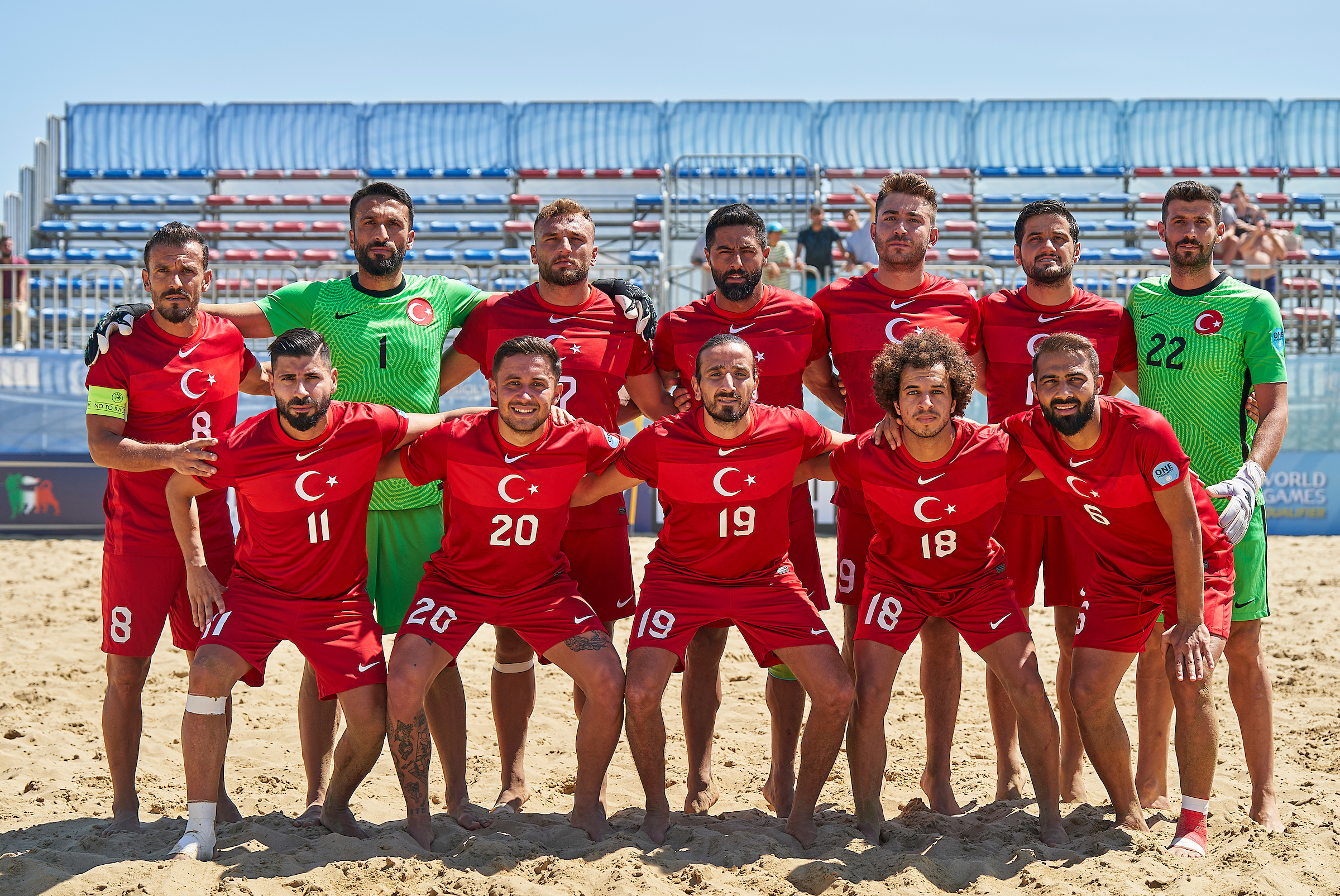 Plaj Futbolu Milli Takımı galibiyetle başladı