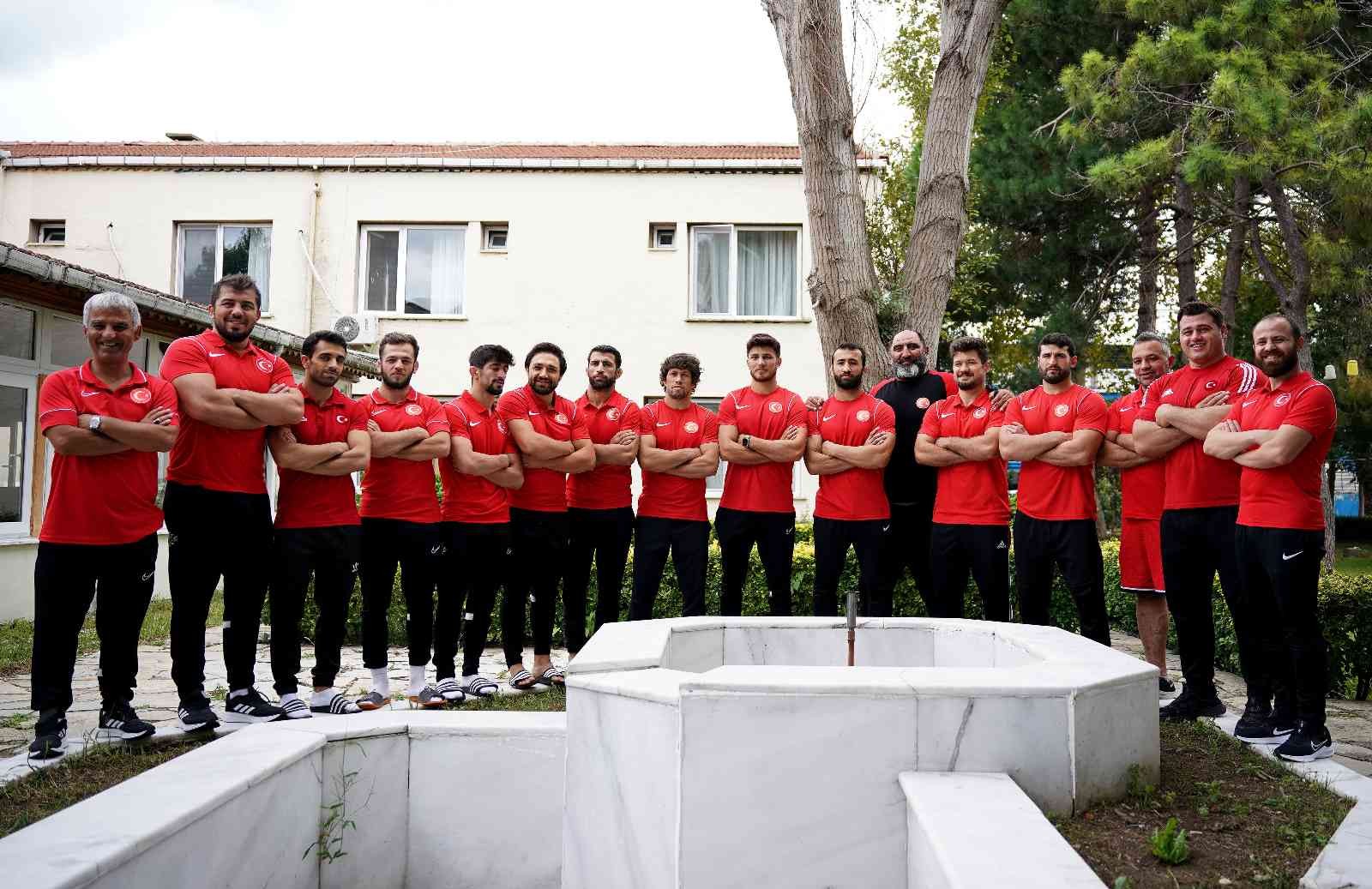 Güreş Milli Takımı, Dünya Şampiyonası’na hazırlanıyor