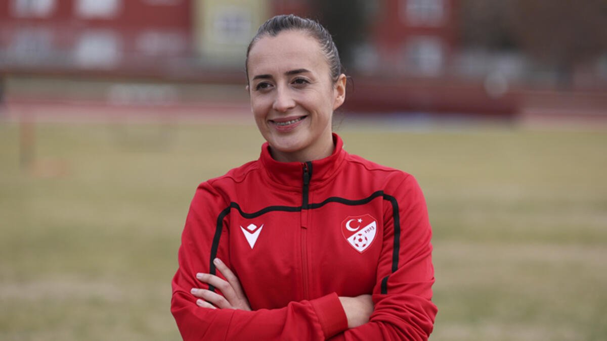 UEFA'dan Cansu Tiryaki'ye görev