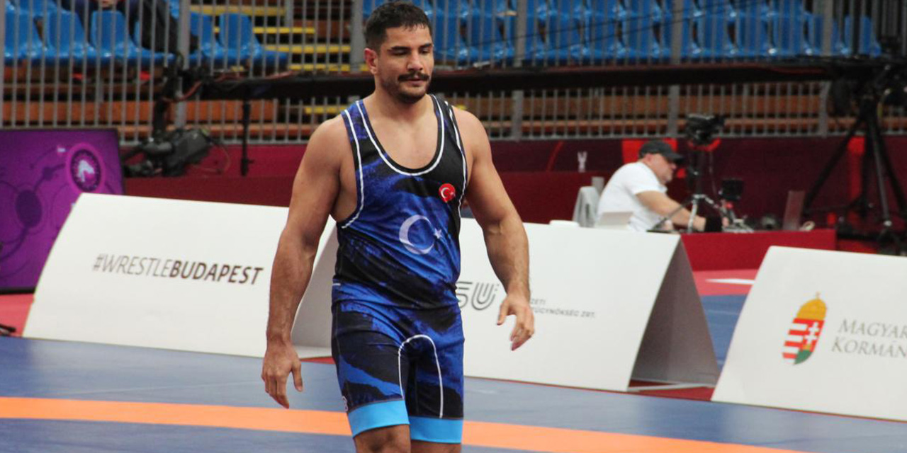 Milli Güresçi Taha Akgül finale yükseldi