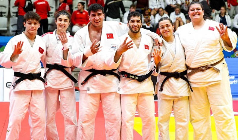 Taşkentspor’un judo takımı Avrupa ikincisi oldu