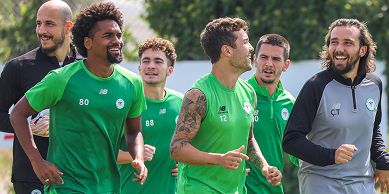 Konyaspor HangiKredi Ümraniyespor maçı hazırlıklarına başladı