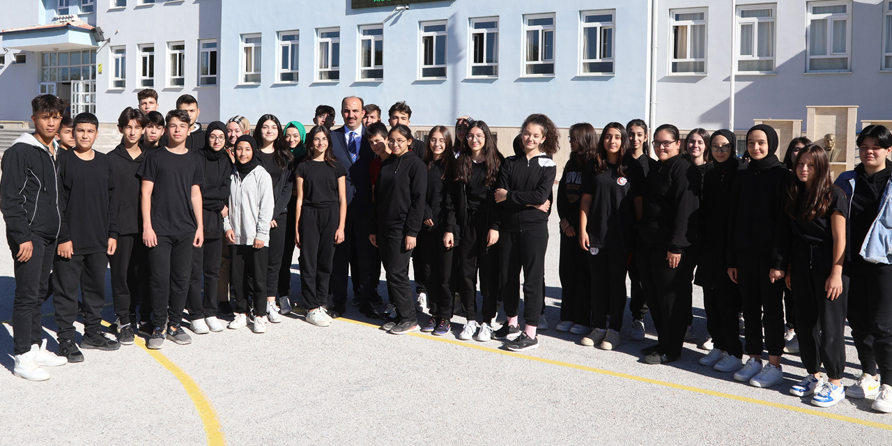Konya haber! Başkan Altay Meram'da lise öğrencileriyle buluştu