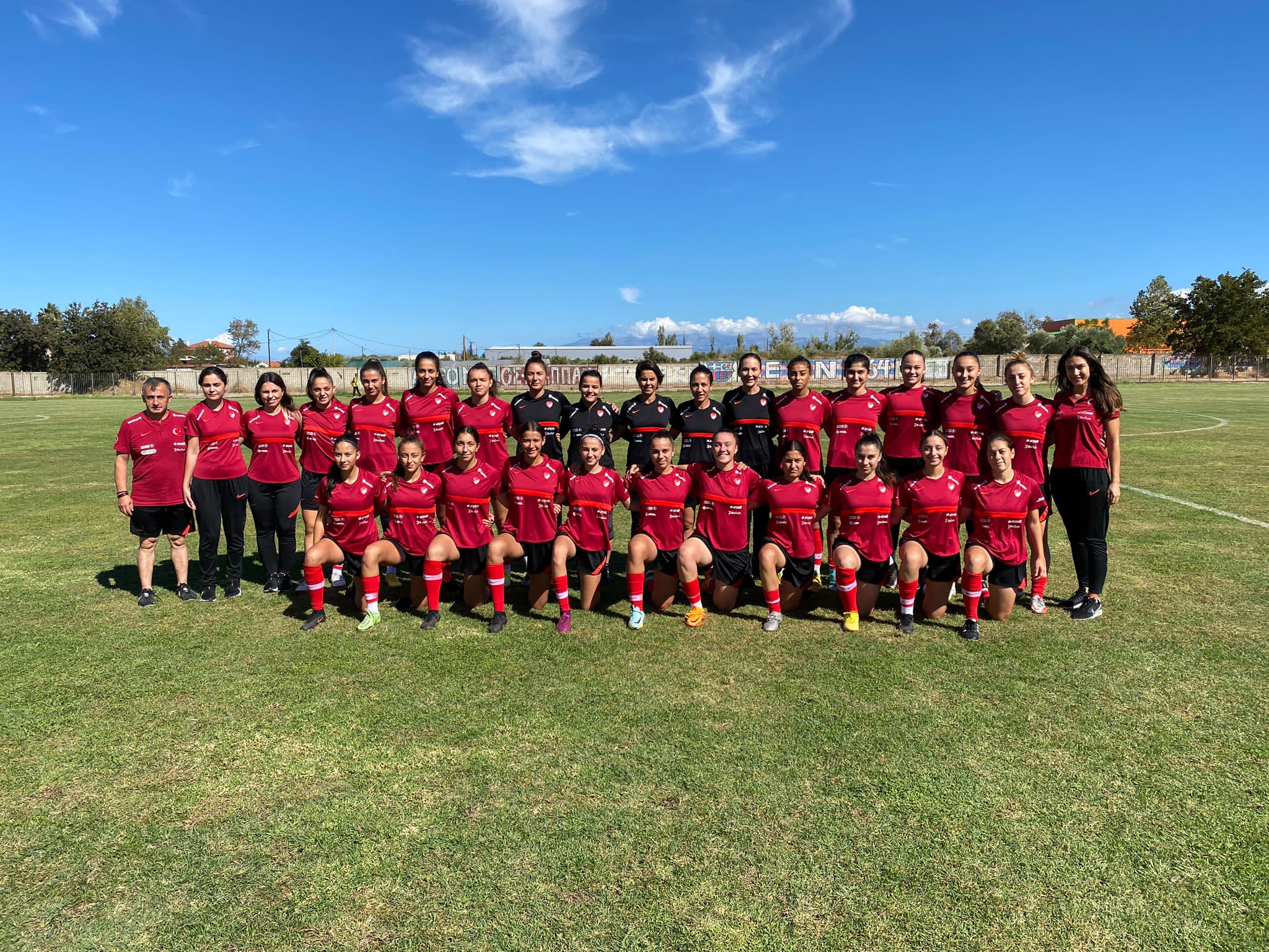 U19 Kadın Milli Takımı, Yunanistan'da