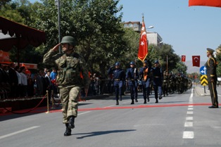 İlçelerde Zafer Bayramı coşkusu