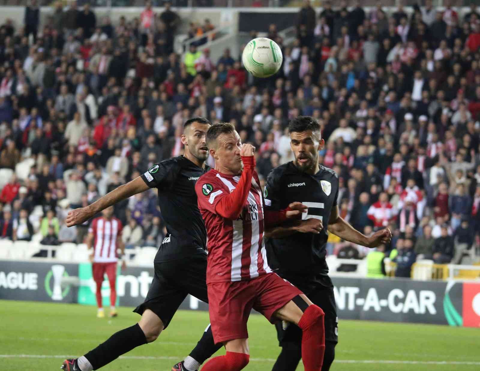 UEFA Konferans Ligi: Sivasspor: 3 - Ballkani: 4