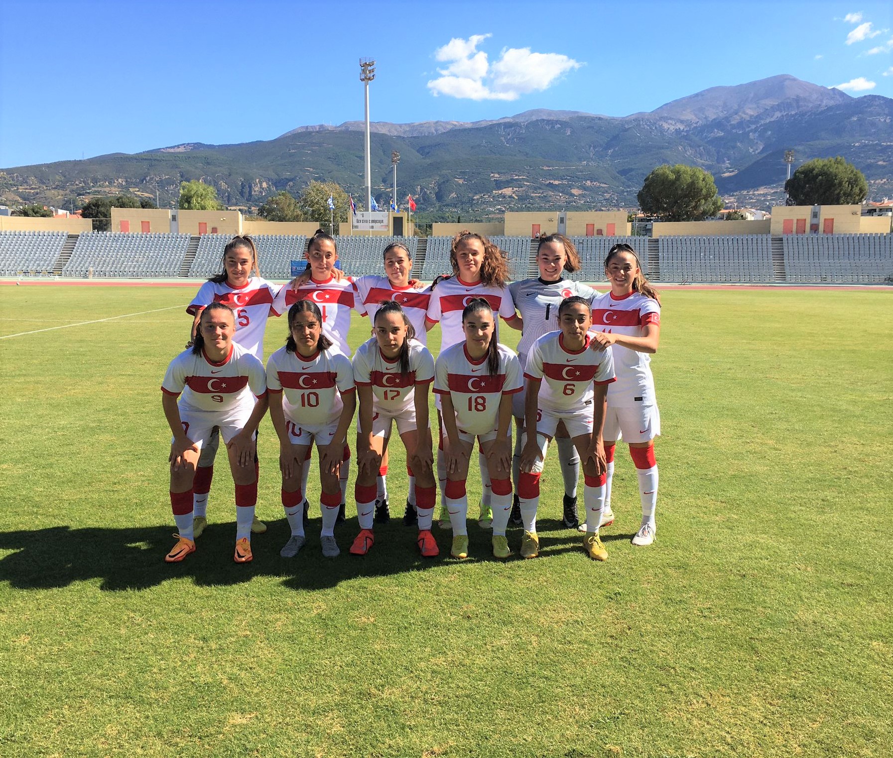 U19 Kadın Milli Takımı, Yunanistan karşısında