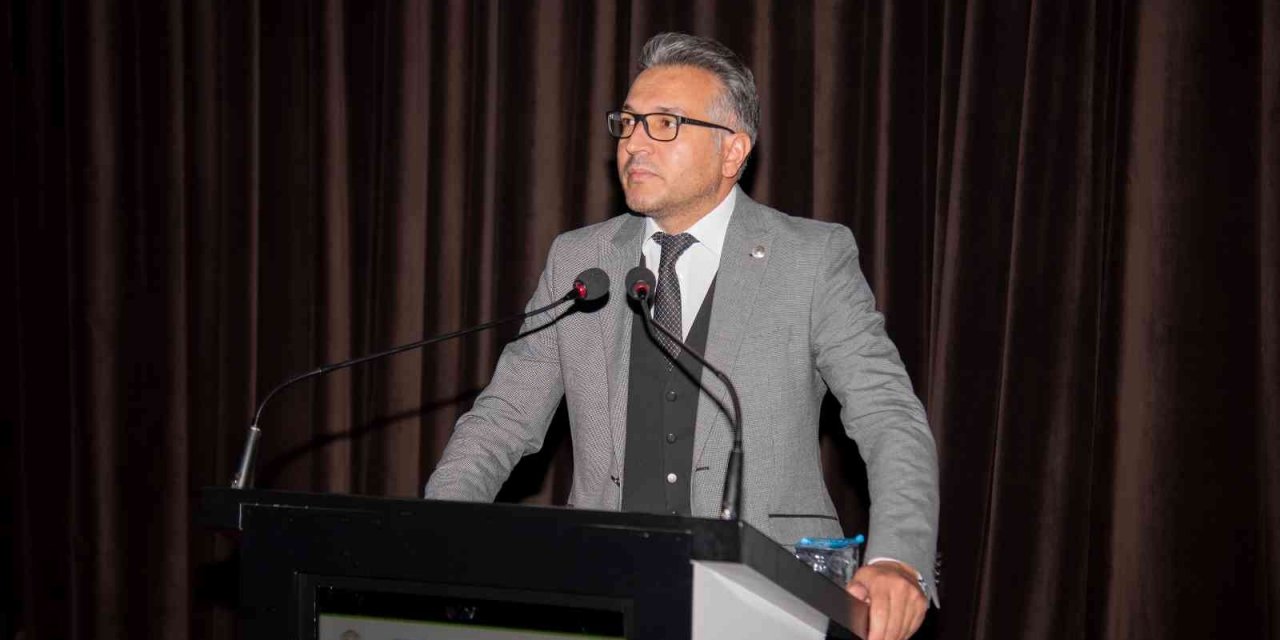 Konya haber! 'Evreni Anlama Sanatı: Temel Bilimler Kongresi' Selçuk Üniversitesi’nde başladı