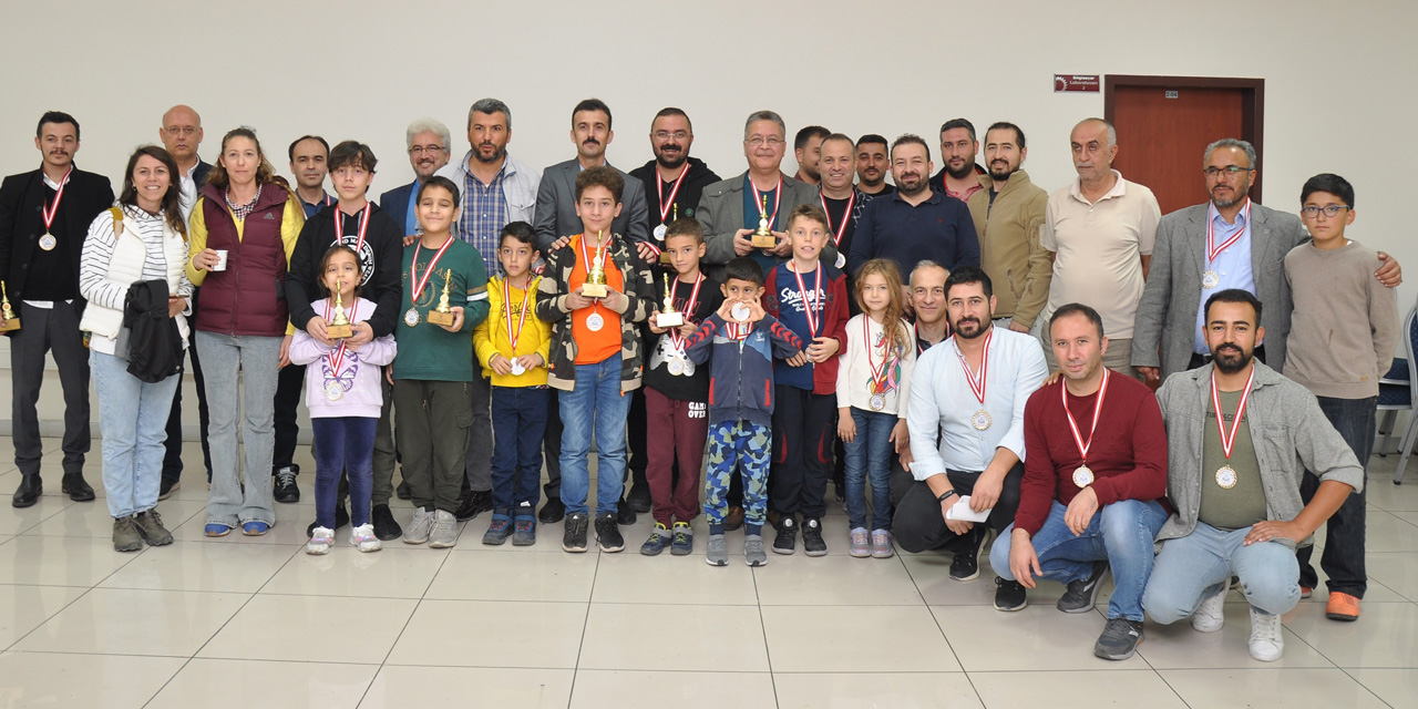 Konya Makina Mühendisleri Odasından Satranç Turnuvası! Yine dostluk kazandı