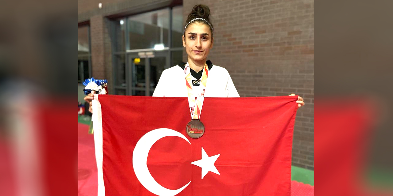 Dünya Taekwondo Grand Prix 2'inci gün! Hatice Kübra İlgün bronz madalya kazandı