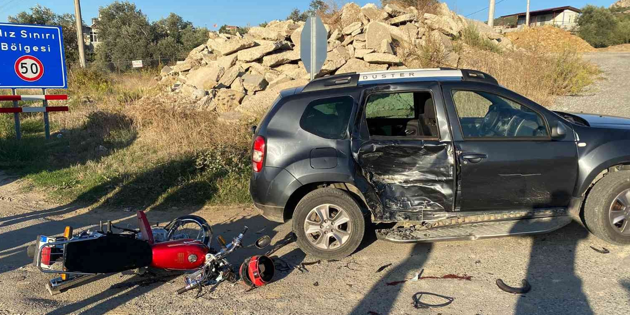 Manavgat'ta motosiklet otomobile çarptı! Burak Duman ağır yaralı
