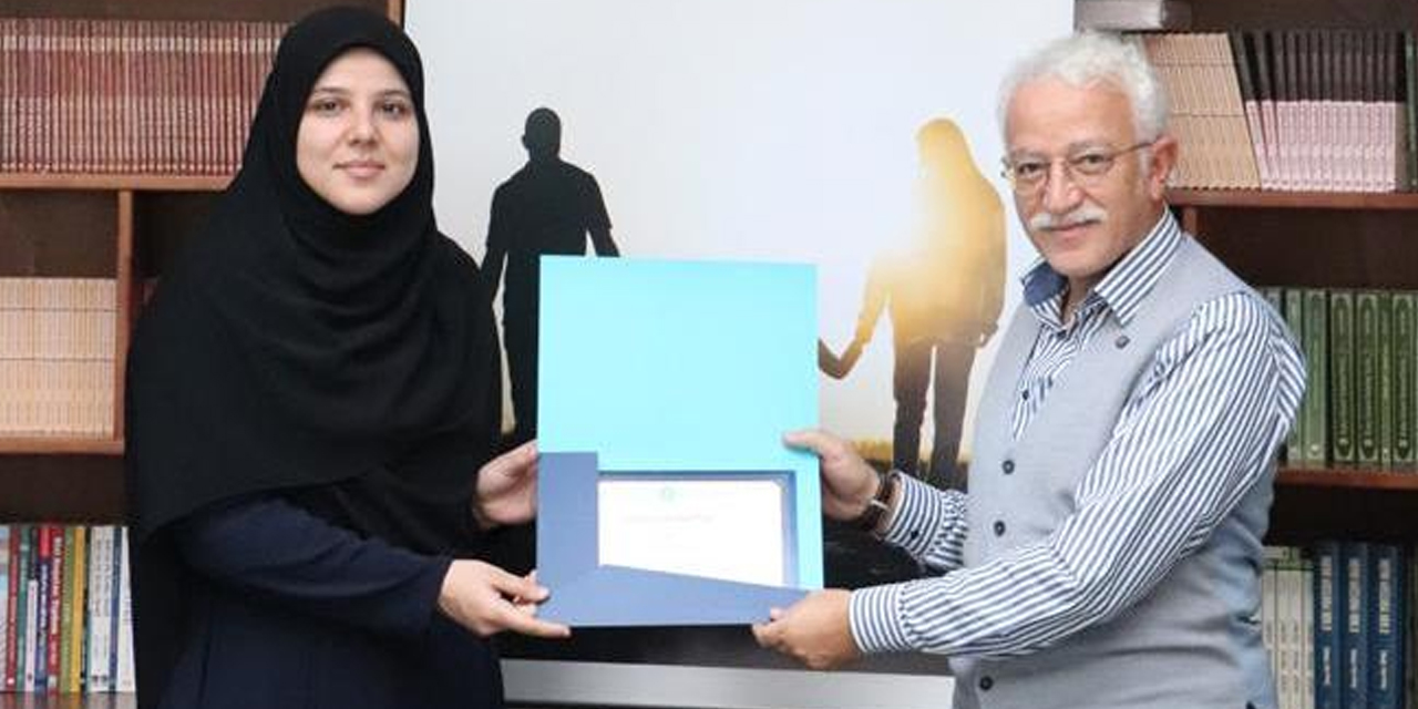 Konya'da NEÜ ve Viyana Kardeşlik Derneği Aile Danışmanlığı Kursunu tamamlayan kursiyerler belgelerini aldı
