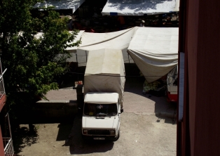 Apartman girişleri işgal ediliyor!
