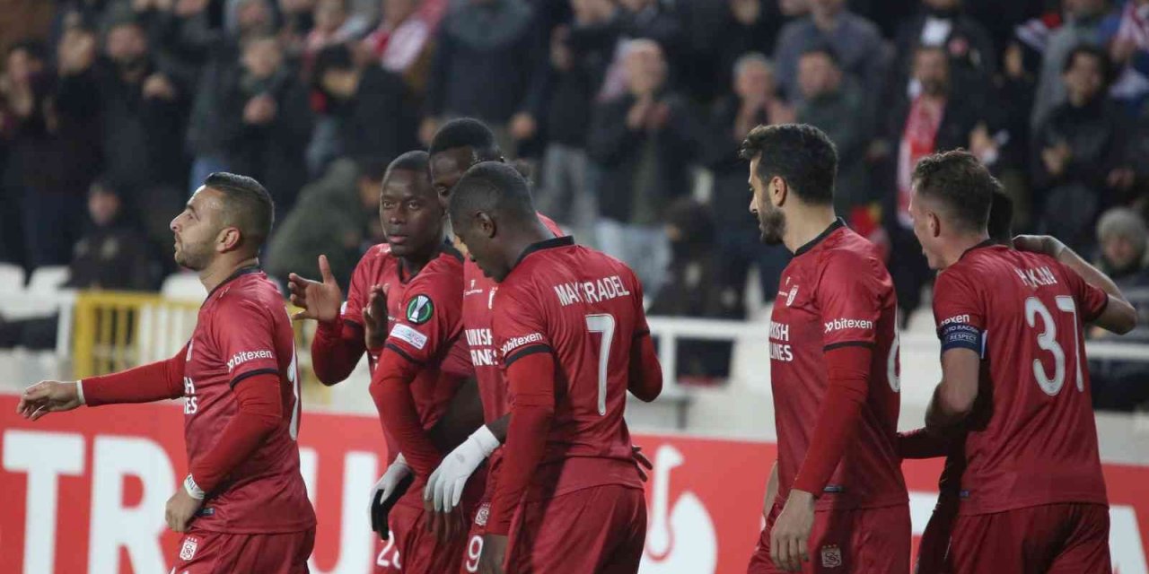 Max Gradel CFR Cluj’a atığı golle sezonda 4 yaptı