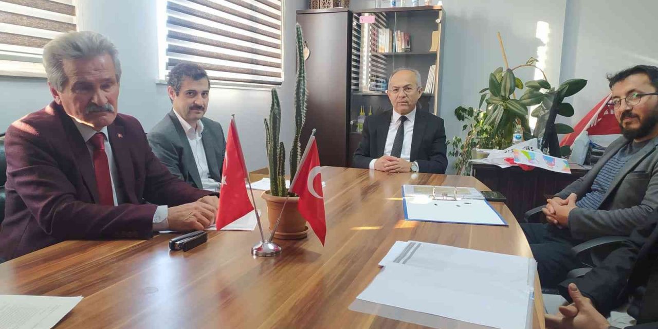 ‘Başarıya Bir Adım’ projesi okul toplantıları başladı